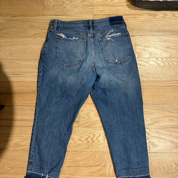 Abercrombie high rise mom jeans - Picture 2 of 3